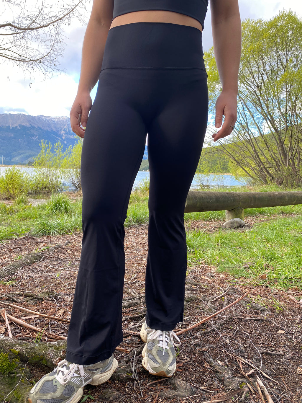 Flares - Black